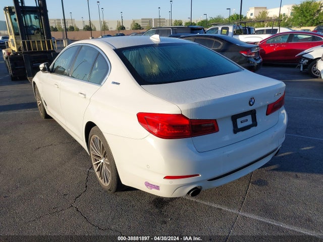 WBAJA9C50KB393662 BMW 530e Iperformance