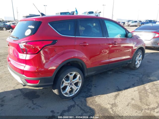 1FMCU0GDXKUA55041 Ford ESCAPE SE