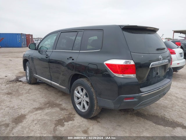 Продажа на аукционе авто 2012 Toyota Highlander Base V6, vin: 5TDBK3EH5CS130070, номер лота: 38881931