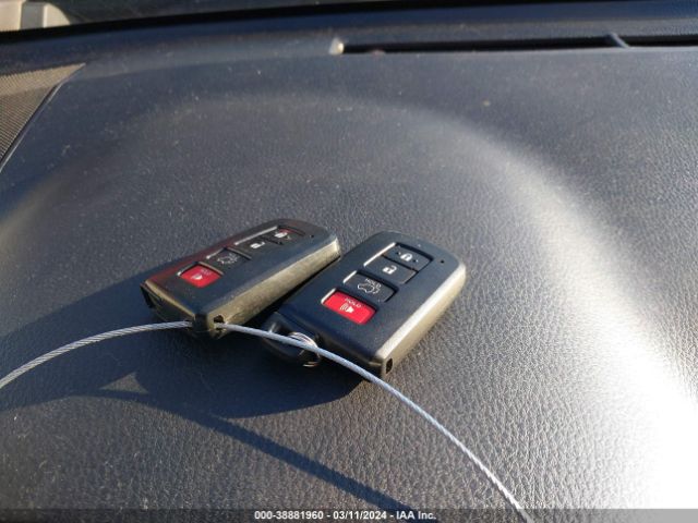 2T3DFREV8HW614665 Toyota Rav4 Platinum