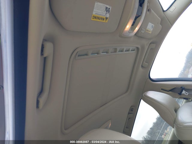 2011 VOLVO XC70 3.2 VIN: YV4940BZ0B1107096