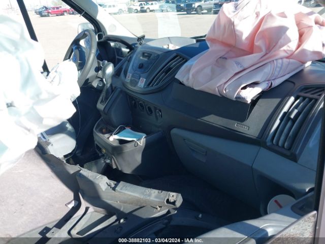 1FTYR2CM6HKB54683 Ford Transit-250