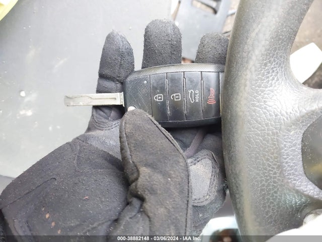 KIA Optima Lx 2015 5XXGM4A75FG394219 Image 11