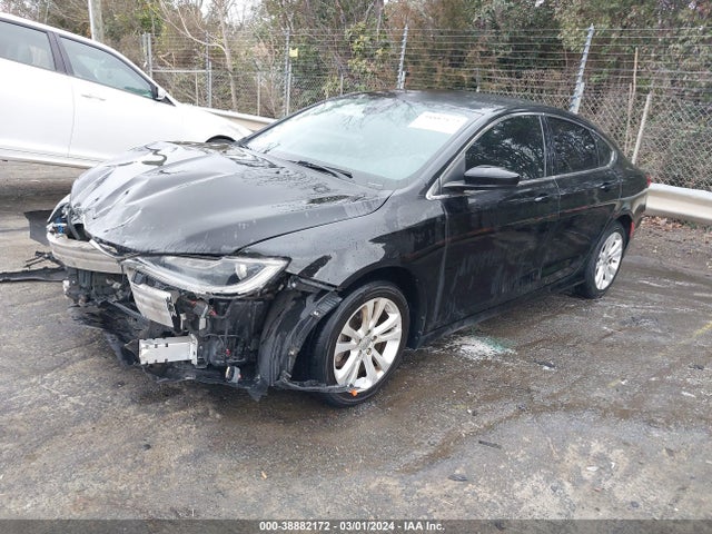 Chrysler 200 Limited 2015 1C3CCCABXFN653716 Image 2