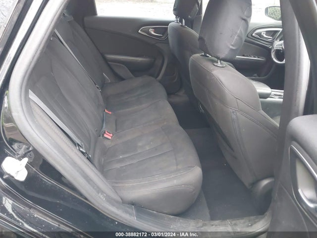 Chrysler 200 Limited 2015 1C3CCCABXFN653716 Image 8