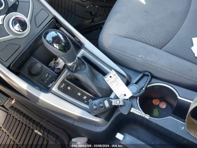KMHDH4AE8EU200714 Hyundai ELANTRA SE