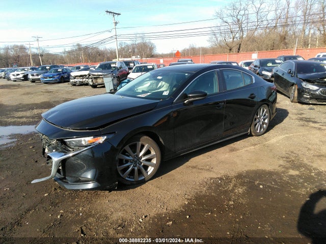 Mazda Mazda3 Preferred 2022 3MZBPACL2NM305632 Image 2