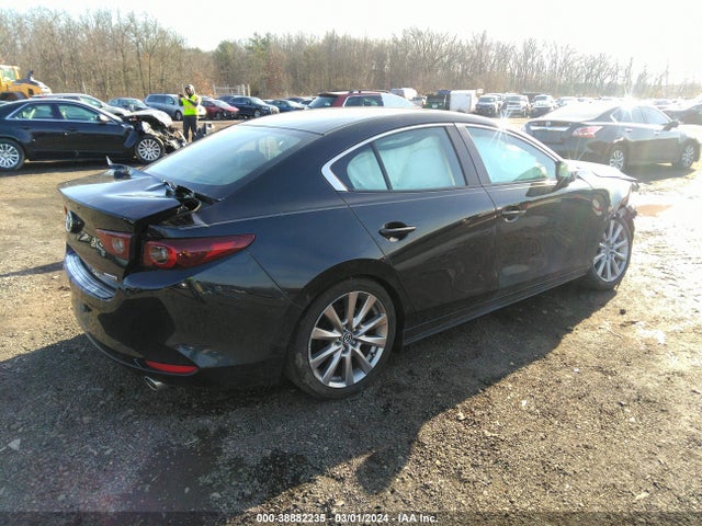 Mazda Mazda3 Preferred 2022 3MZBPACL2NM305632 Image 4