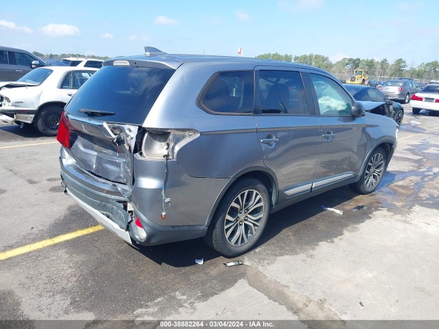 JA4AD2A38HZ024335 Mitsubishi Outlander Es