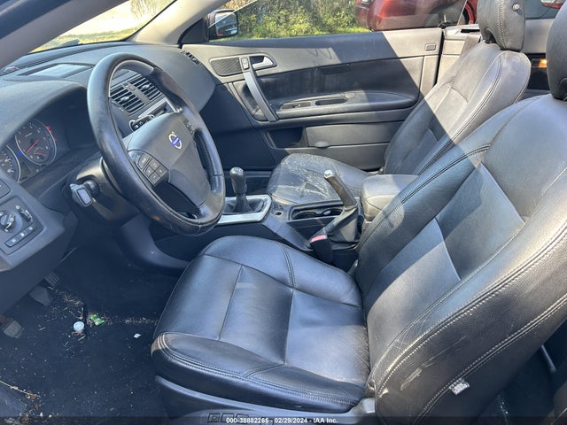 2007 VOLVO C70 T5 VIN: YV1MC68227J013672