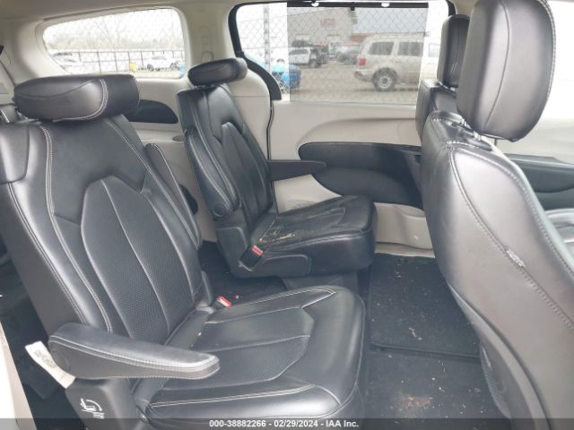 2C4RC1DG7LR264550 Chrysler Voyager Lxi