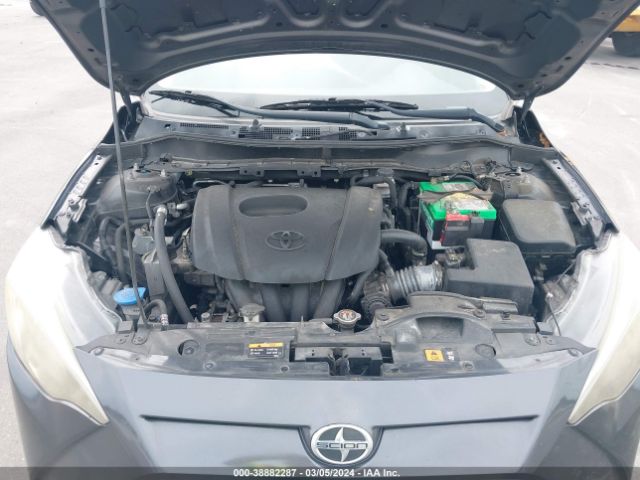 3MYDLBZV3GY137275 Scion IA