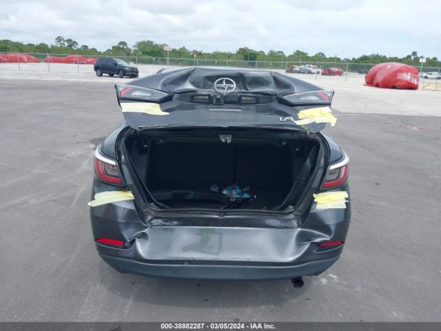 3MYDLBZV3GY137275 Scion IA