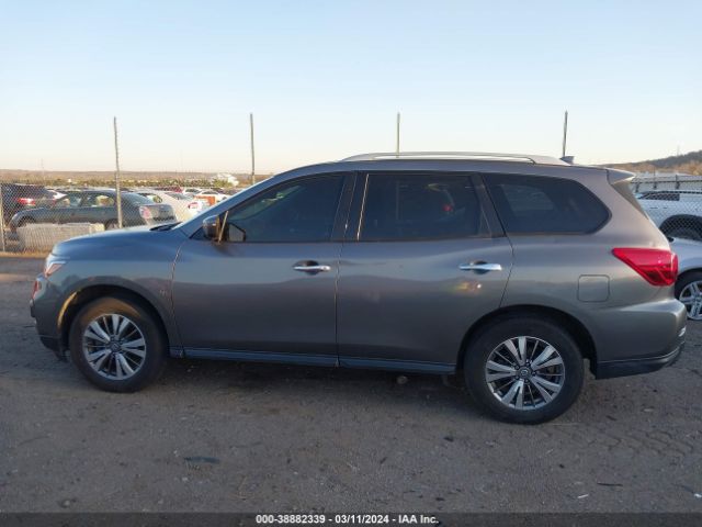 5N1DR2MN3KC618905 Nissan Pathfinder Sv