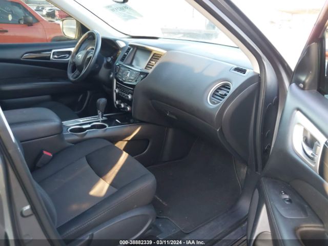 5N1DR2MN3KC618905 Nissan Pathfinder Sv