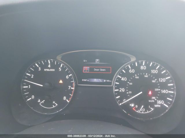 5N1DR2MN3KC618905 Nissan Pathfinder Sv