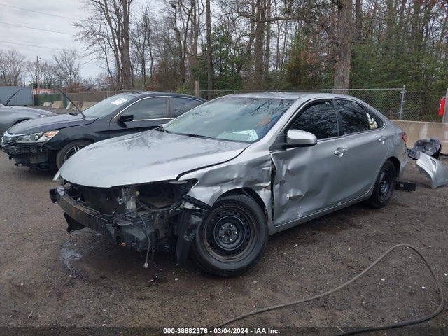 Toyota CAMRY LE 2017 4T1BF1FK7HU392707 Image 2