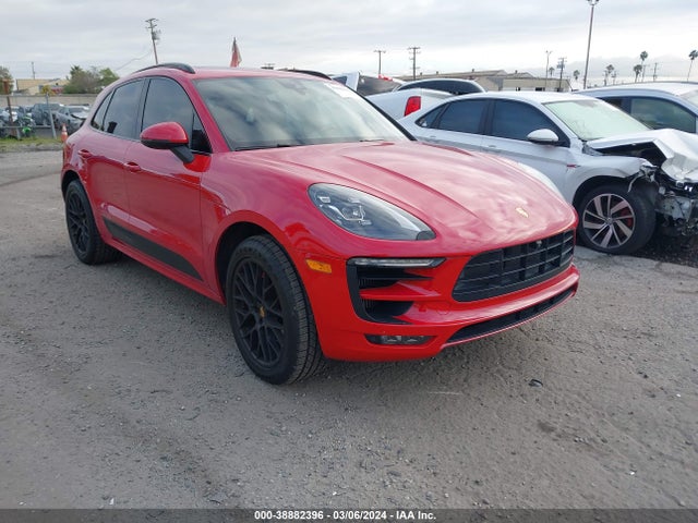 2017 PORSCHE MACAN WP1AG2A58HLB52669 Photo 0