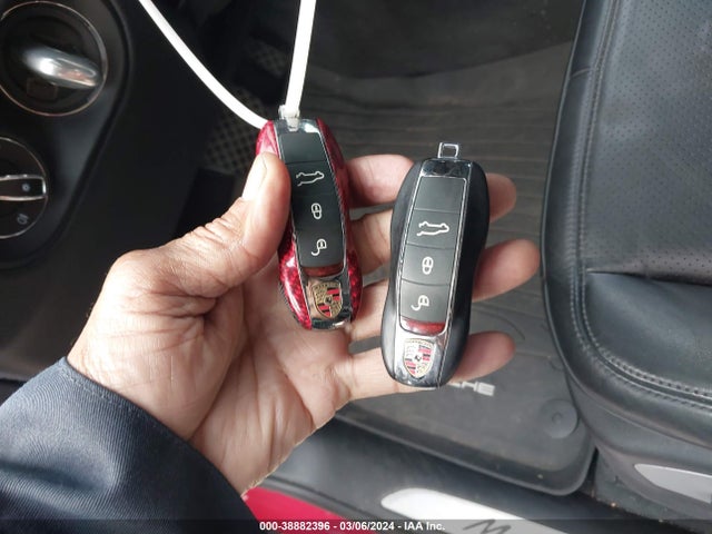 2017 PORSCHE MACAN WP1AG2A58HLB52669 Photo 10