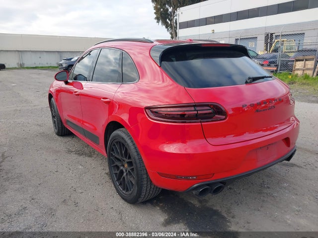 2017 PORSCHE MACAN WP1AG2A58HLB52669 Photo 2