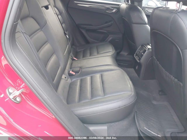 2017 PORSCHE MACAN WP1AG2A58HLB52669 Photo 7
