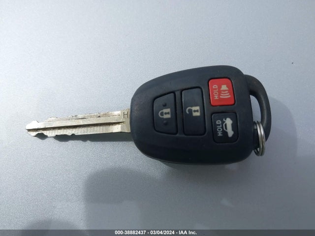 Toyota COROLLA LE 2017 2T1BURHE6HC888496 Image 11