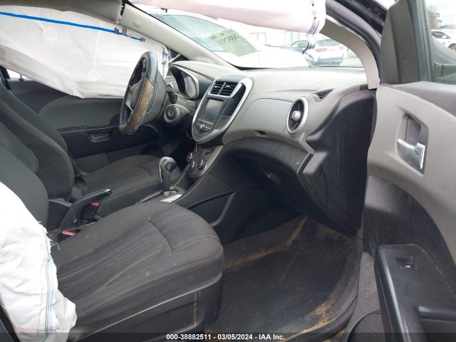 Chevrolet Sonic Lt Auto 2017 1G1JD5SH1H4128463 Image 5