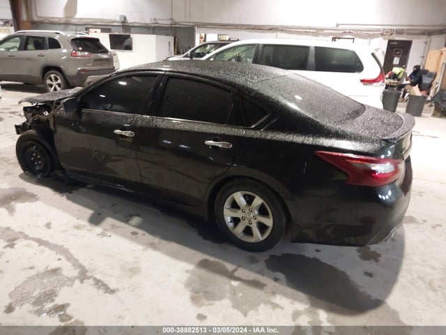 Nissan Altima 2.5 S 2018 1N4AL3AP1JC293714 Image 3