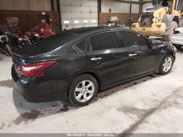 Nissan Altima 2.5 S 2018 1N4AL3AP1JC293714 Image 4