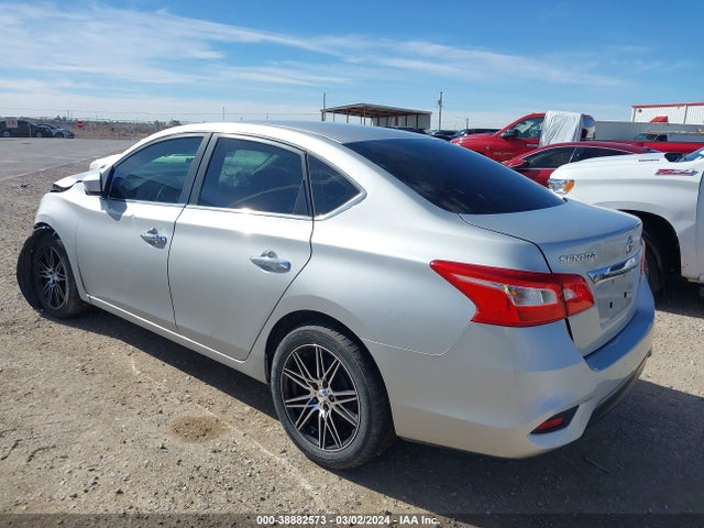 Nissan SENTRA S 2018 3N1AB7AP4JY331886 Image 3