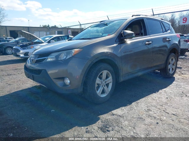 Toyota Rav4 Xle 2014 JTMRFREV8ED094479 Image 2