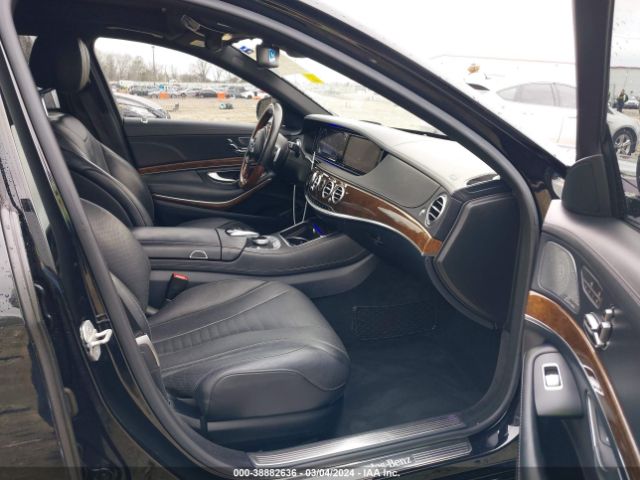 WDDUG8CB3FA094876 Mercedes-Benz S 550