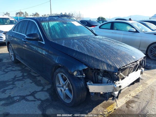 Mercedes-Benz E 300 2017 WDDZF4JB5HA021709 Image 1