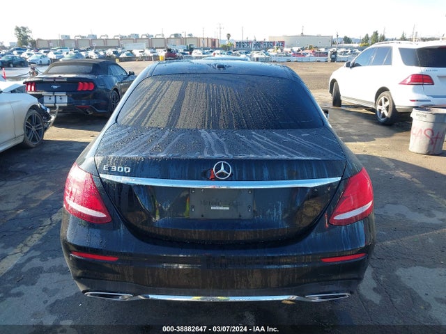 Mercedes-Benz E 300 2017 WDDZF4JB5HA021709 Image 17