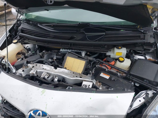 JTDKN3DP0E3057811 Toyota PRIUS PLUG-IN