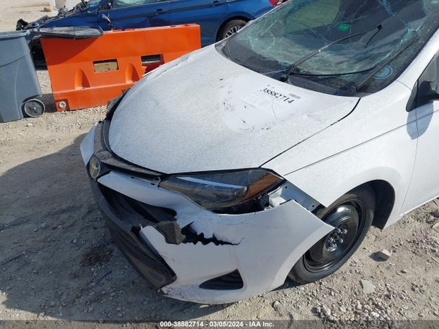 Toyota COROLLA LE 2019 2T1BURHE6KC210757 Image 17