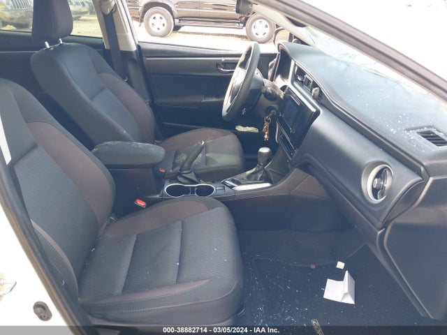 Toyota COROLLA LE 2019 2T1BURHE6KC210757 Image 5