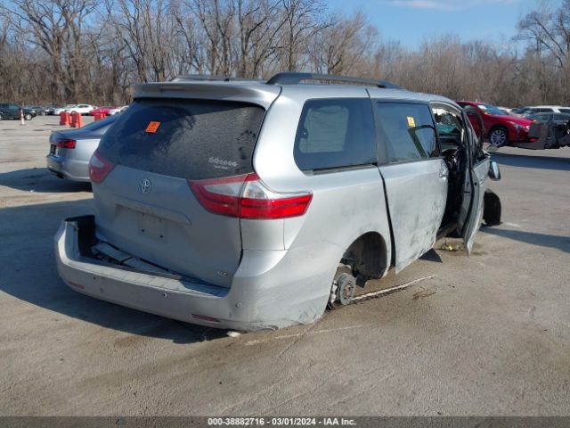 5TDYK3DCXFS616362 Toyota Sienna Xle 8 Passenger