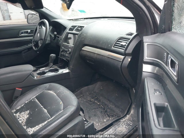 Ford EXPLORER XLT 2018 1FM5K7D85JGC27293 Image 5