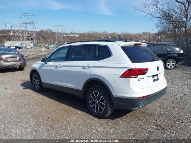 3VV2B7AX4LM079067 Volkswagen Tiguan 2.0t Se/2.0t Se R-line Black/2.0t Sel