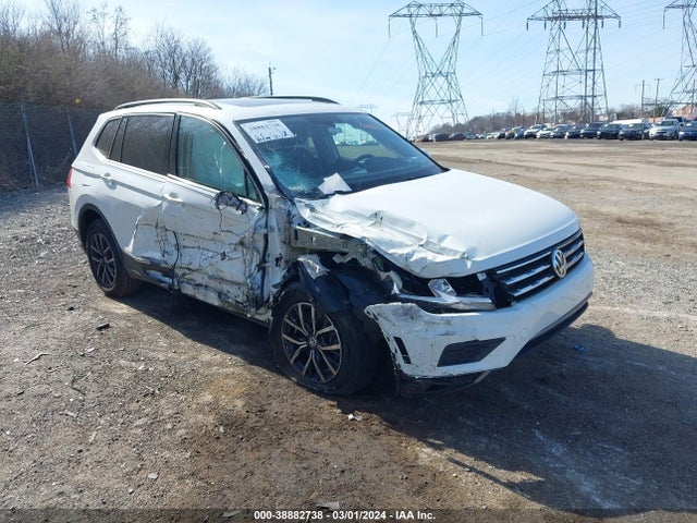 3VV2B7AX4LM079067 Volkswagen Tiguan 2.0t Se/2.0t Se R-line Black/2.0t Sel
