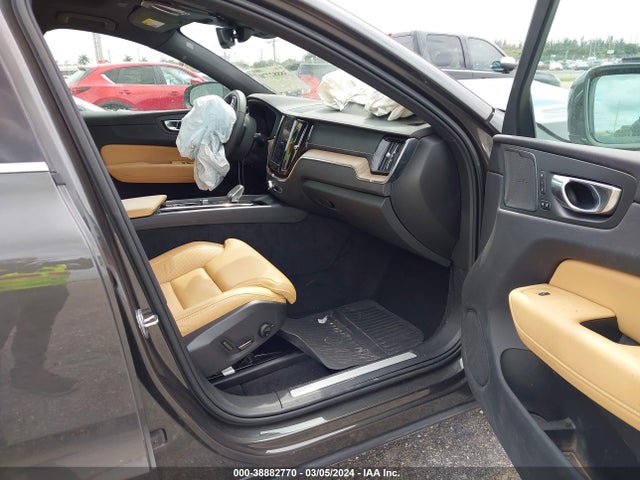 YV4L12DL5N1041099 Volvo Xc60 B5 Inscription