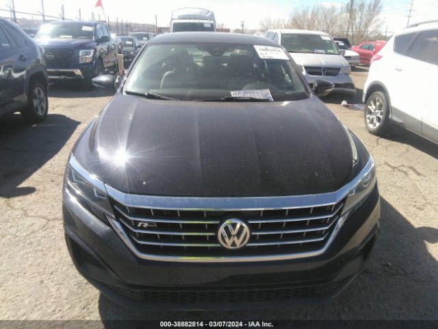 1VWMA7A36MC010792 Volkswagen Passat 2.0t R-line