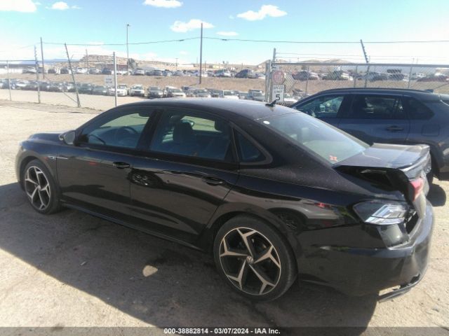 1VWMA7A36MC010792 Volkswagen Passat 2.0t R-line