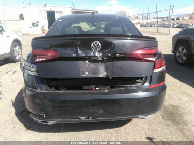 1VWMA7A36MC010792 Volkswagen Passat 2.0t R-line