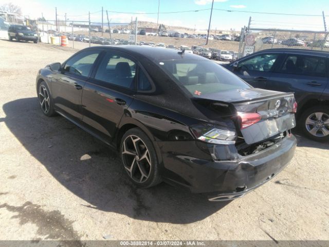 1VWMA7A36MC010792 Volkswagen Passat 2.0t R-line