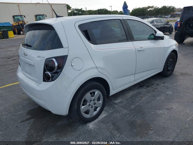 Chevrolet Sonic Ls Auto 2014 1G1JA6SH1E4152045 Image 4