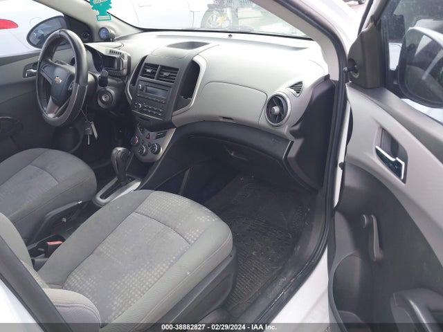 Chevrolet Sonic Ls Auto 2014 1G1JA6SH1E4152045 Image 5