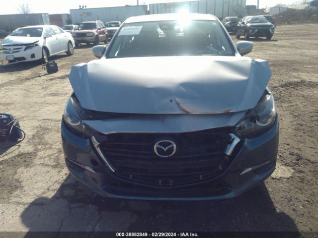 3MZBN1M3XHM126747 Mazda Mazda3 Grand Touring