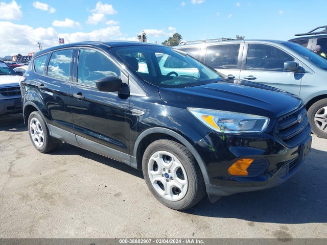 Ford ESCAPE S 2017 1FMCU0F71HUC02402 Image 1